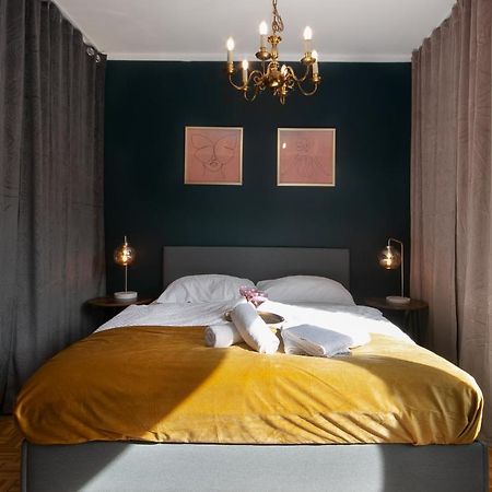 Happystay: Chic Central Apartment with Free Parking Klagenfurt am Woerthersee Exterior photo
