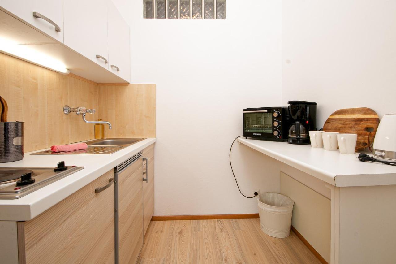 Happystay: Chic Central Apartment with Free Parking Klagenfurt am Woerthersee Exterior photo